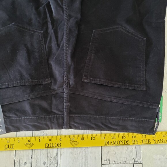 NWT - High Rise Stretch Black Velvet '70s Flare Pants - Size 18/34R - Picture 7 of 10